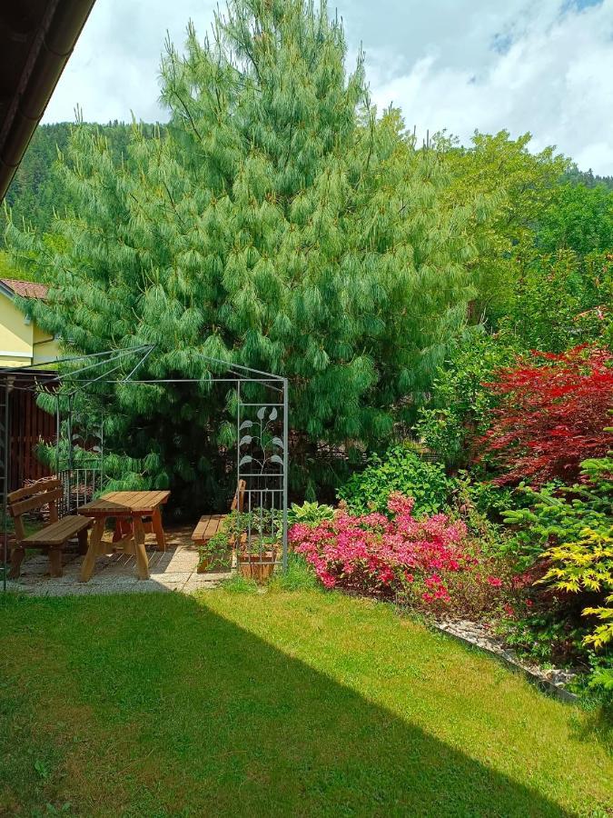 Haus Flora - Ferienwohnung Bodensdorf Εξωτερικό φωτογραφία