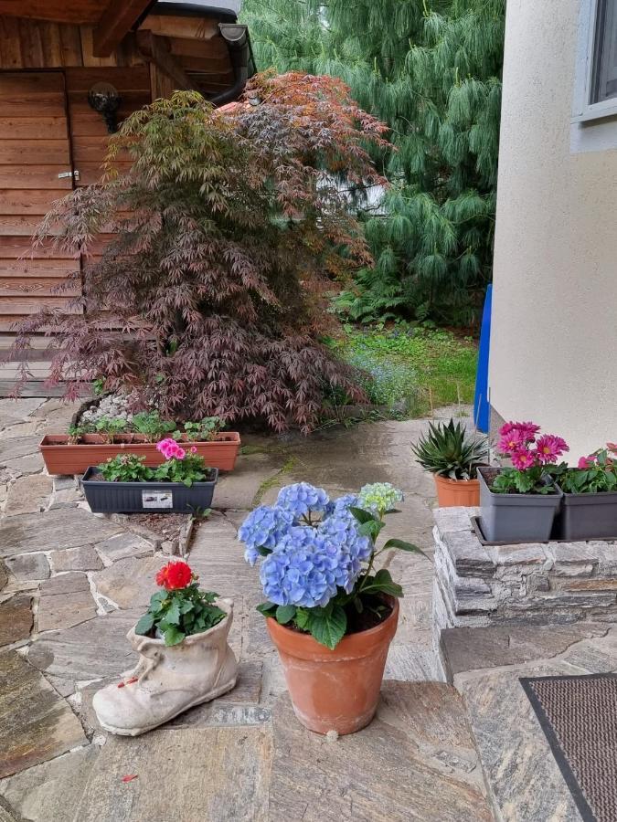 Haus Flora - Ferienwohnung Bodensdorf Εξωτερικό φωτογραφία